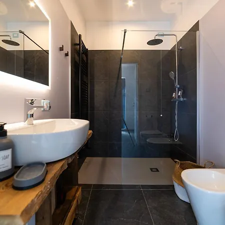 Lussari Style Apartment N4 Lejlighed *