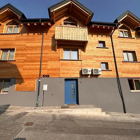 Lussari Style Apartment N4 Apartament